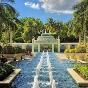 Meet your Posher, Evelyn